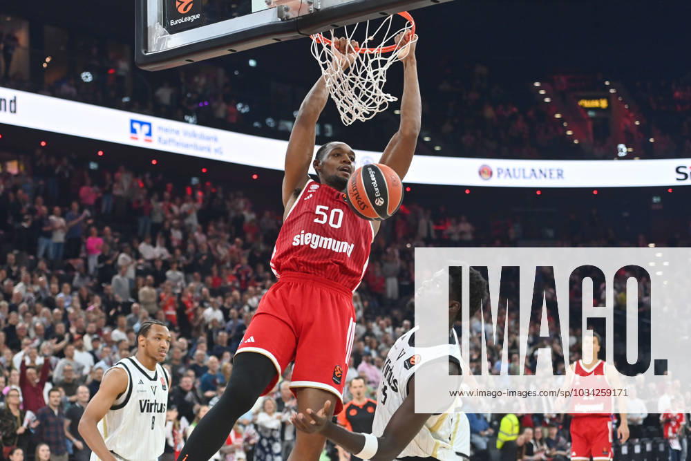 Austin WILEY FCB scores, action, one-on-one against Mouhamet Diouf, Bologna Basketball EuroLeague, 2026–2027 season, FC Bayern Munich vs. Virtus Bologna on October 8, 2026, S A P G A R D EN
