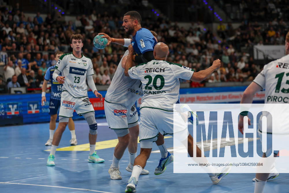 Philipp Ahouansou, TVB Stuttgart, 5 on the shot (GER), TVB Stuttgart vs. HSG Wetzlar, Handball, Opel Handball Bundesliga, Matchday 8, 2026–2027 season, October 8, 2026, GER, TVB Stuttgart vs. HSG Wetzlar, Handball, Opel Handball Bundesliga, Matchday 8, 2026–2027 season, October 8, 2026, Stuttgart