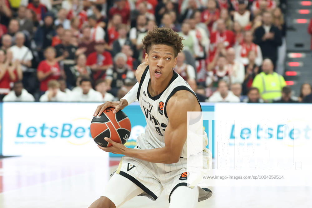 Kessler Edwards of Virtus Bologna, No. 9 with the ball, GER, FC Bayern Basketball vs. Virtus Bologna, Basketball, EuroLeague, Matchday 4, 2026–2027 Season, October 8, 2026, GER, FC Bayern Basketball vs. Virtus Bologna, Basketball, EuroLeague, Matchday 4, 2026–2027 Season, October 8, 2026, Munich