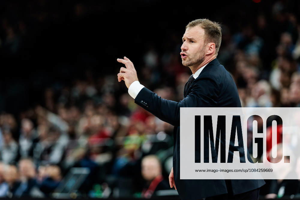 Anton Gavel (Headcoach FC Bayern Muenchen) gestures during the Turkish Airlines EuroLeague match between FC Bayern Muenchen vs. Virtus Bologna at SAP Garden on round 4 of Turkish Airlines EuroLeague on October 08, 2026 in Munich, Germany. Bavaria Germany