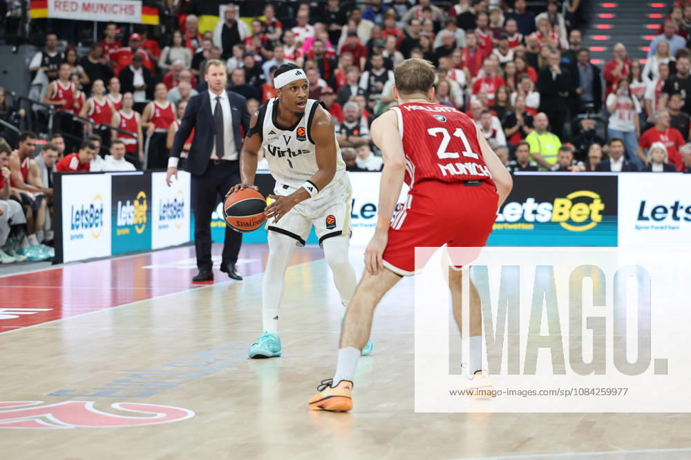 Trent Frazier, Virtus Bologna, 01, with Justuz Hollatz, FC Bayern Basketball, 21, GER, FC Bayern Basketball vs. Virtus Bologna, Basketball, EuroLeague, Matchday 4, 2026–2027 Season, October 8, 2026, GER, FC Bayern Basketball vs. Virtus Bologna, Basketball, EuroLeague, Matchday 4, 2026–2027 Season, October 8, 2026, Munich