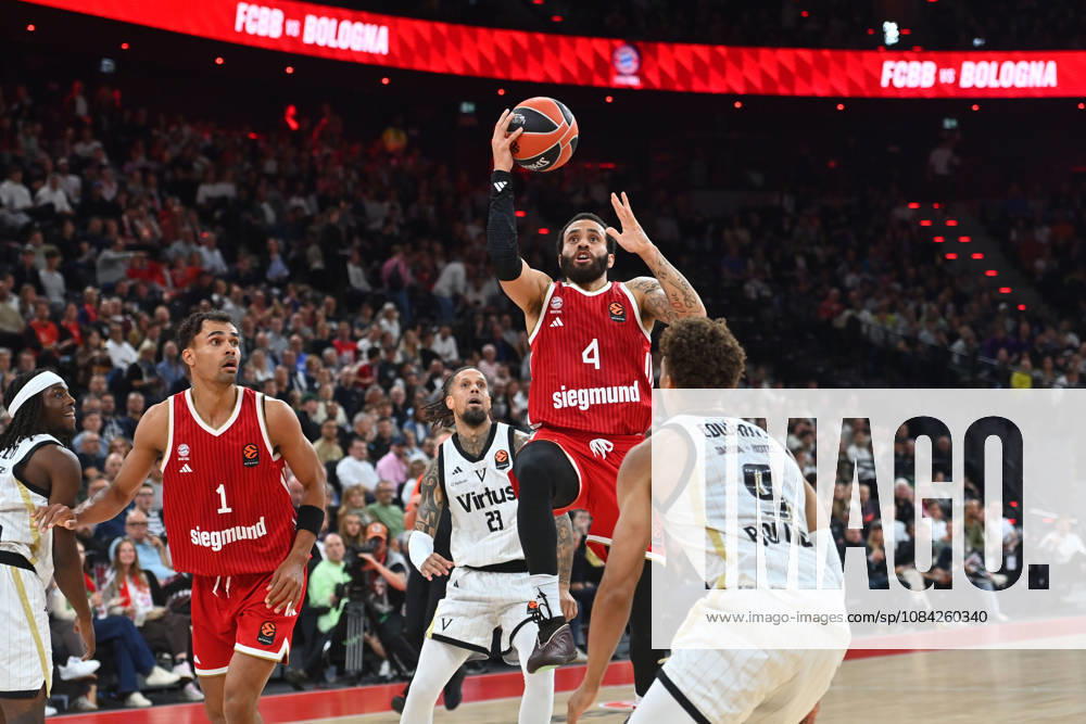 Duane WASHINGTON JR FCB, Action, One-on-One Against Kessler EDWARDS, Bologna Basketball EuroLeague, 2026–2027 Season, FC Bayern Munich vs. Virtus Bologna on October 8, 2026, S A P G A R D EN