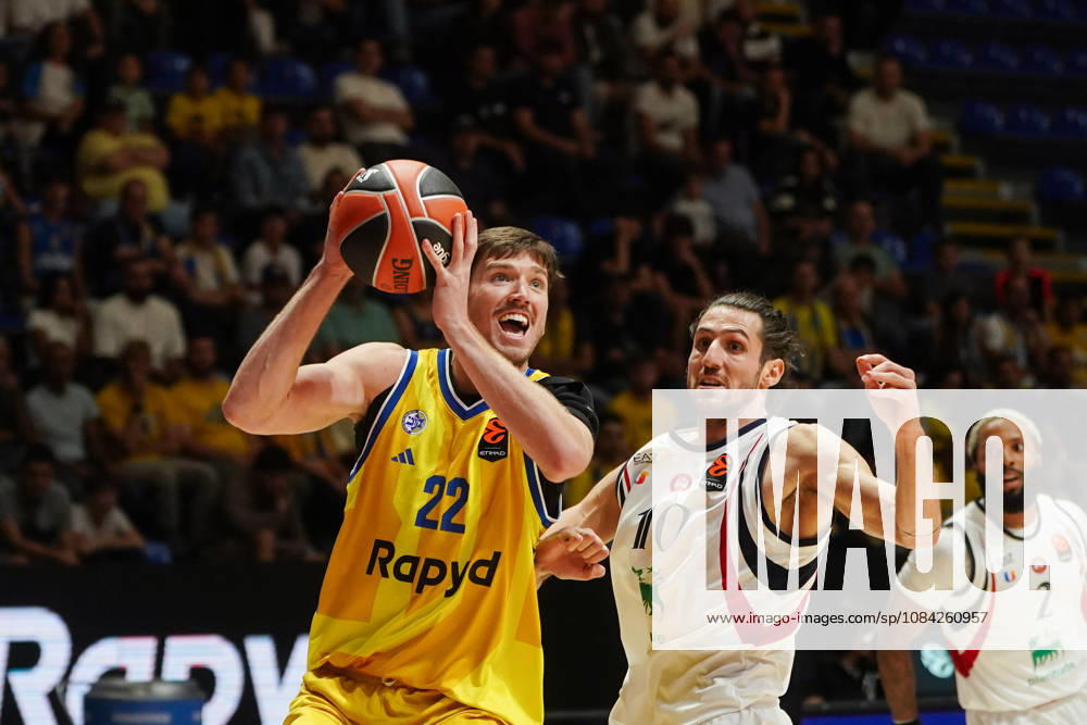 2026108, Belgrade, Serbia - Maccabi Rapyd Tel Aviv and Armani Olimpia Milan play a EuroLeague basketball game at the Aleksandar Nikolic Hall. LEAF TJ in action. Belgrade Serbia - ZUMAd223 20261008_zip_d223_005
