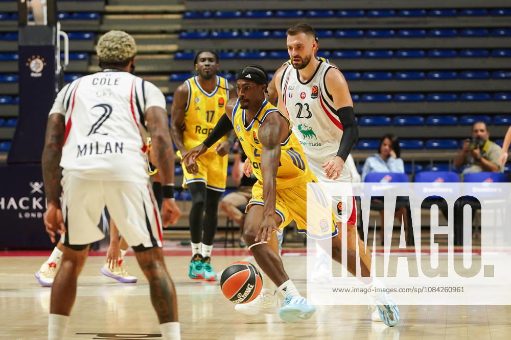 2026108, Belgrade, Serbia - Maccabi Rapyd Tel Aviv and Armani Olimpia Milan play a EuroLeague basketball game at the Aleksandar Nikolic Hall. CLARK III JIMMY in action. Belgrade Serbia - ZUMAd223 20261008_zip_d223_007