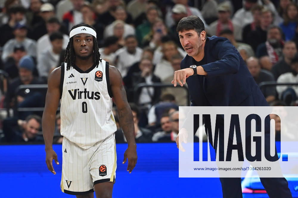Coach Alex MUMBRU of Bologna with Rasheed Bello of Bologna, gesturing and giving instructions during a EuroLeague basketball game, 2026–2027 season, FC Bayern Munich vs. Virtus Bologna on October 8, 2026, S A P G A R D EN