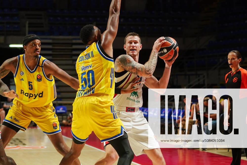 2026108, Belgrade, Serbia - Maccabi Rapyd Tel Aviv and Armani Olimpia Milan play a EuroLeague basketball game at the Aleksandar Nikolic Hall. MATHEWS GARRISON in action. Belgrade Serbia - ZUMAd223 20261008_zip_d223_022