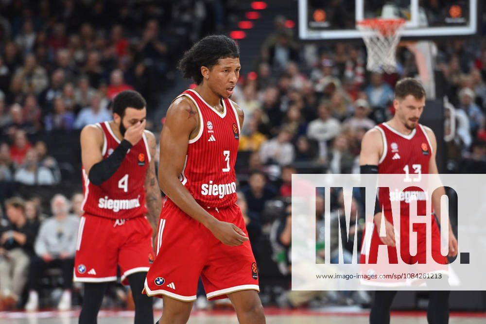MarJon BEAUCHAMP FCB, hi Duane WASHINGTON JR FCB, hi Andreas OBST FCB, disappointment, frustration, disappointed, frustrated, dejected, EuroLeague Basketball, 2026–2027 season, FC Bayern Munich vs. Virtus Bologna on October 8, 2026, S A P G A R D EN