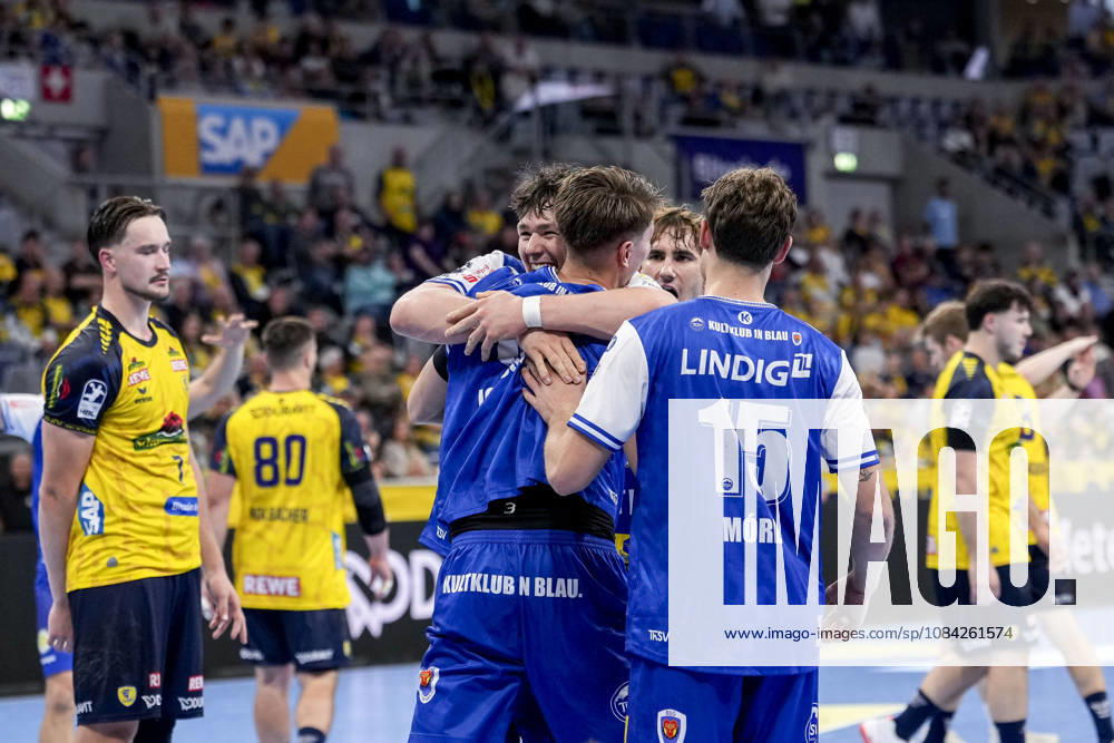ThSV Eisenach players, cheering, celebrate, celebration, joy, happy, confident, optimistic, positive, game scene, October 8, 2026, Mannheim, Germany, handball, Bundesliga, Rhein-Neckar Löwen, ThSV Eisenach