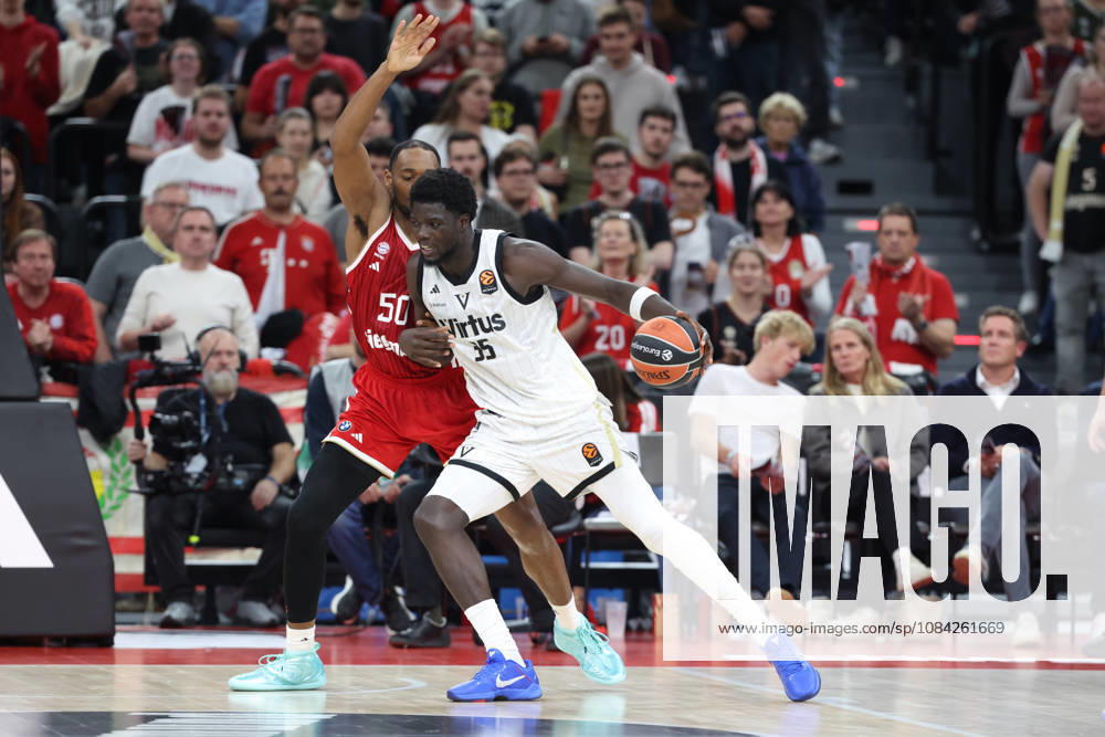 Mouhamet Diouf, Virtus Bologna, 35, and Austin Wiley, FC Bayern Basketball, 50, GER, FC Bayern Basketball vs. Virtus Bologna, Basketball, EuroLeague, Matchday 4, 2026–2027 Season, October 8, 2026, GER, FC Bayern Basketball vs. Virtus Bologna, Basketball, EuroLeague, Matchday 4, 2026–2027 Season, October 8, 2026, Munich