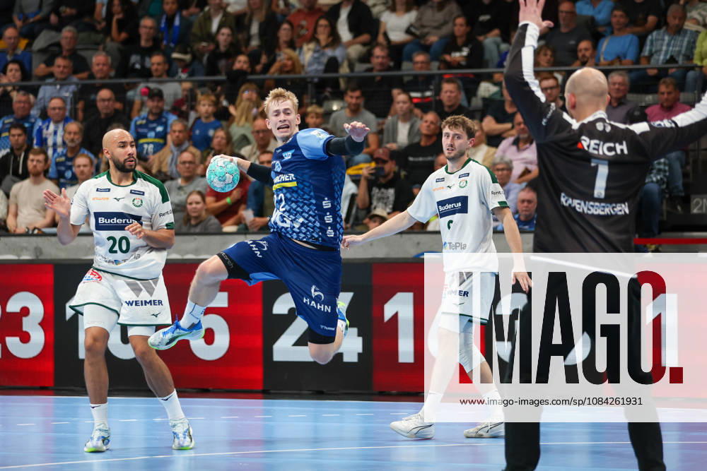 Torben Matzken, TVB Stuttgart, 22, taking a shot (GER), TVB Stuttgart vs. HSG Wetzlar, Handball, Opel Handball Bundesliga, Matchday 8, 2026–2027 season, October 8, 2026, GER, TVB Stuttgart vs. HSG Wetzlar, Handball, Opel Handball Bundesliga, Matchday 8, 2026–2027 season, October 8, 2026, Stuttgart