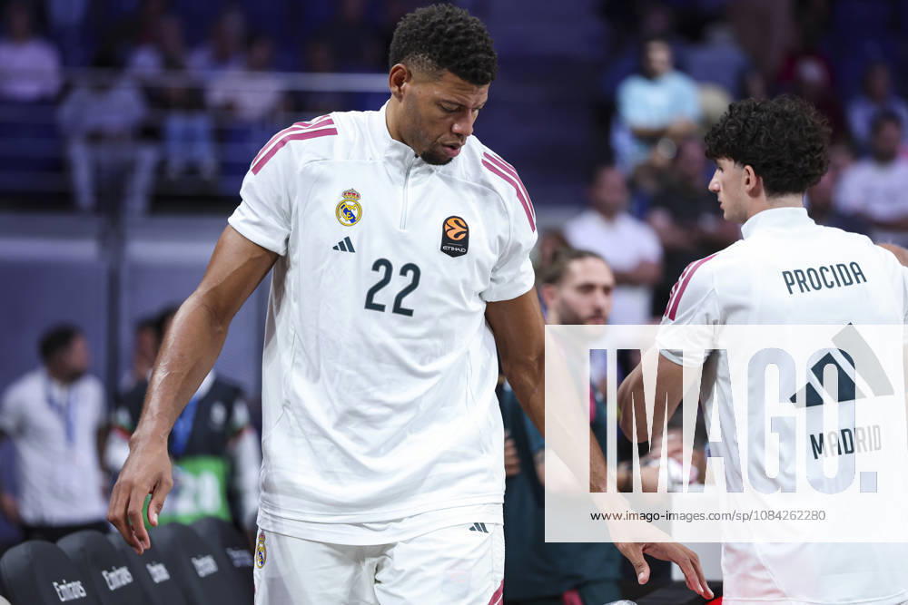Walter Samuel Tavares da Veiga of Real Madrid gestures during the Euroleague Basketball Regular Season Round 4 game between Real Madrid v Partizan Mozzart Bet Belgrade at Movistar Arena on October 08, 2026 in Madrid, Spain. Madrid Spain - ZUMAa181 20261008_zaa_a181_221
