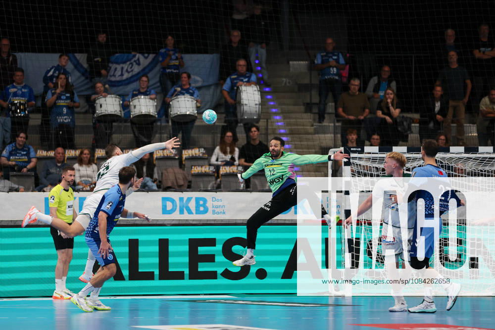 Nikolaj Laesoe, HSG Wetzlar, 32 (GER), TVB Stuttgart vs. HSG Wetzlar, Handball, Opel Handball Bundesliga, Matchday 8, 2026–2027 Season, October 8, 2026 GER, TVB Stuttgart vs. HSG Wetzlar, Handball, Opel Handball Bundesliga, Matchday 8, 2026–2027 season, October 8, 2026 Stuttgart