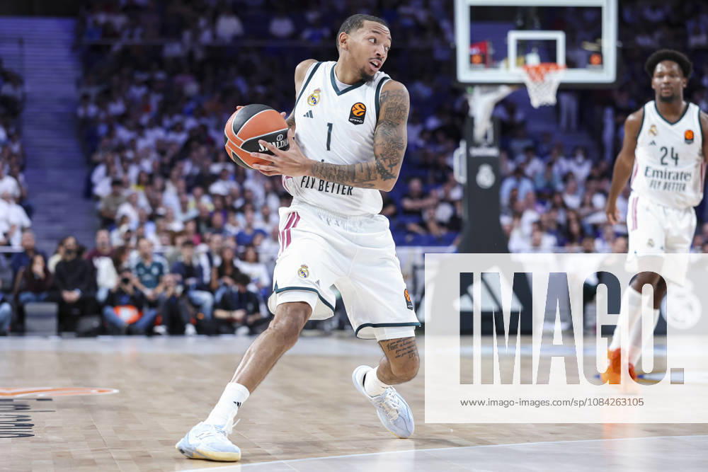 Nick Smith Jr. of Real Madrid in action during the Euroleague Basketball Regular Season Round 4 game between Real Madrid v Partizan Mozzart Bet Belgrade at Movistar Arena on October 08, 2026 in Madrid, Spain. Real Madrid V Partizan Mozzart Bet Belgrade - Euroleague 2025 2026 - ZUMAa181 20261008_zaa_a181_240