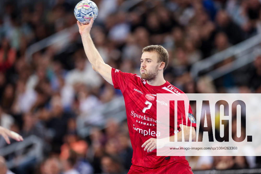 HC Zagreb v Aalborg Handbold - EHF Champions League Men Group Phase - Group C ZAGREB, CROATIA - OCTOBER 8: Thomas Arnoldsen of Aalborg Handbold during the EHF Champions League match between HC Zagreb and Aalborg Handbold at Arena Zagreb on October 8, 2026 in Zagreb, Croatia. IgorxKralj PIXSELL