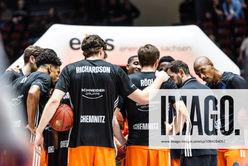 GER, BKT Eurocup, Basketball, Chemnitz, Niners Chemnitz vs. Neptunas Klaipeda; Niners Chemnitz line up together before the game at Chemnitz Messe, Chemnitz, Saxony, Germany