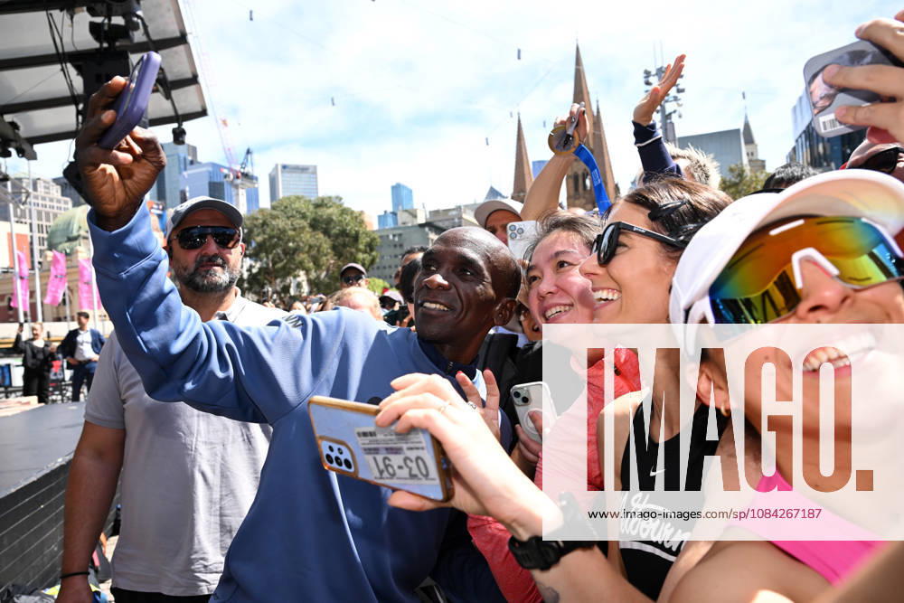 ELIUD KIPCHOGE MELBOURNE MARATHON OP, Elite marathon athlete Eliud Kipchoge during a fan event ahead of the Melbourne Marathon, in Melbourne, Friday, October 9, 2026. ( NO ARCHIVING MELBOURNE VICTORIA Australia