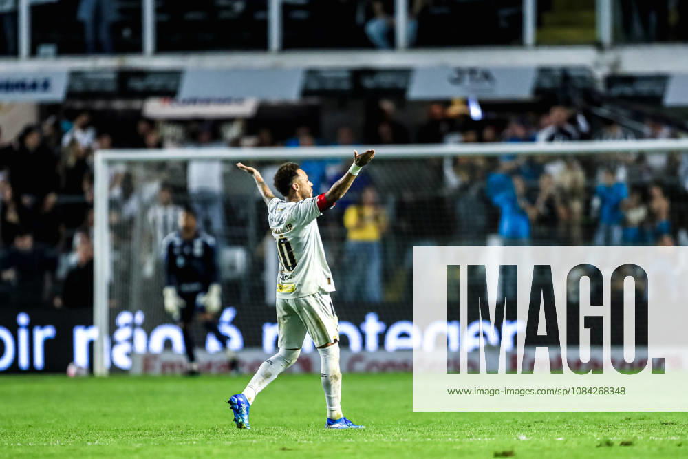 SoO PAULO (SP), BRAZIL OCTOBER 10: Santos player Neymar Jr. during the match between Santos and Flamengo in the 2026 Brazilian Championship at Vila Belmiro Stadium in Santos (SP), Brazil, on Thursday, October 10, 2026., Credit:Marco Miatelo Avalon