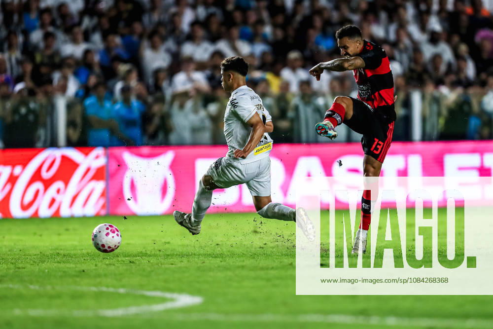 SoO PAULO (SP), BRAZIL OCTOBER 10: Flamengo player Danilo during the match between Santos and Flamengo in the 2026 Brazilian Championship at Vila Belmiro Stadium in Santos (SP), Brazil, on Thursday, October 10, 2026., Credit:Marco Miatelo Avalon