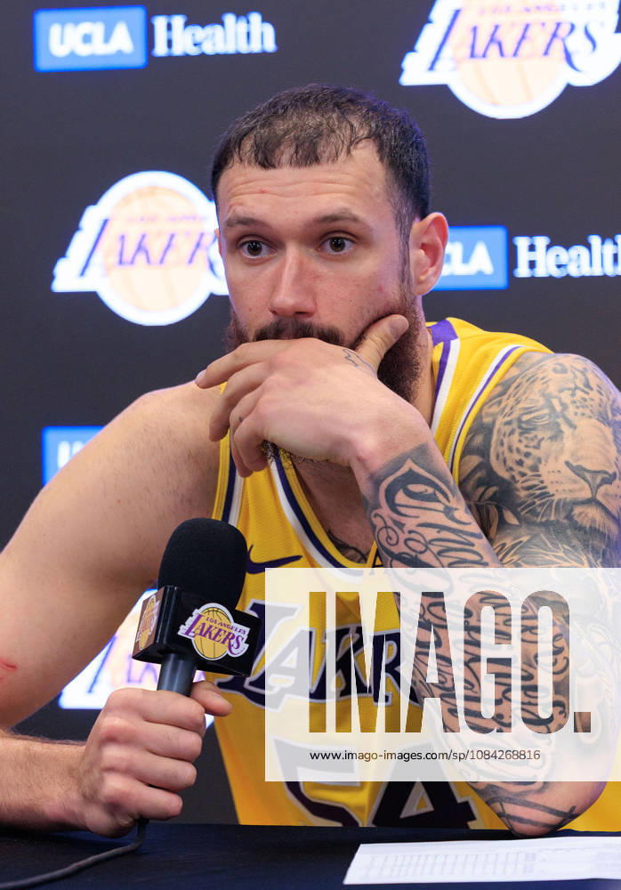 Sandro Mamukelashvili 54 of the Los Angeles Lakers during a press conference, PK, Pressekonferenz after winning a preseason NBA, Basketball Herren, USA game against the Sacramento Kings on Thursday October 8, 2026 at Crypto.com Arena in Los Angeles, California. Lakers defeat Kings, 114 -110. JAVIER ROJAS PI Los Angeles USA - ZUMAp124 20261008_zaa_p124_031