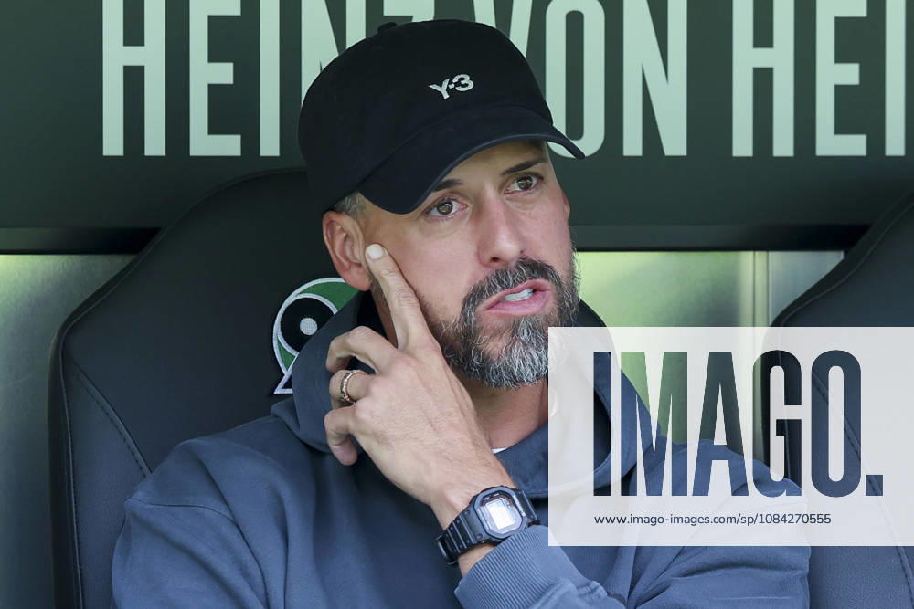 Hannover 96 coach Sandro Wagner gestures during the friendly match between Hannover 96 and SC Verl, Heinz von Heiden Arena on October 3, 2026, in Hannover, Germany. Photo by Marco Steinbrenner, DeFodi Images. Coach Sandro Wagner of Hannover 96 gestures during the friendly match between Hannover 96 and SC Verl at Heinz von Heiden Arena on October 3, 2026 in Hannover, Germany. Photo by Marco Steinbrenner, DeFodi Images. Photo by Marco Steinbrenner, DeFodi Images.