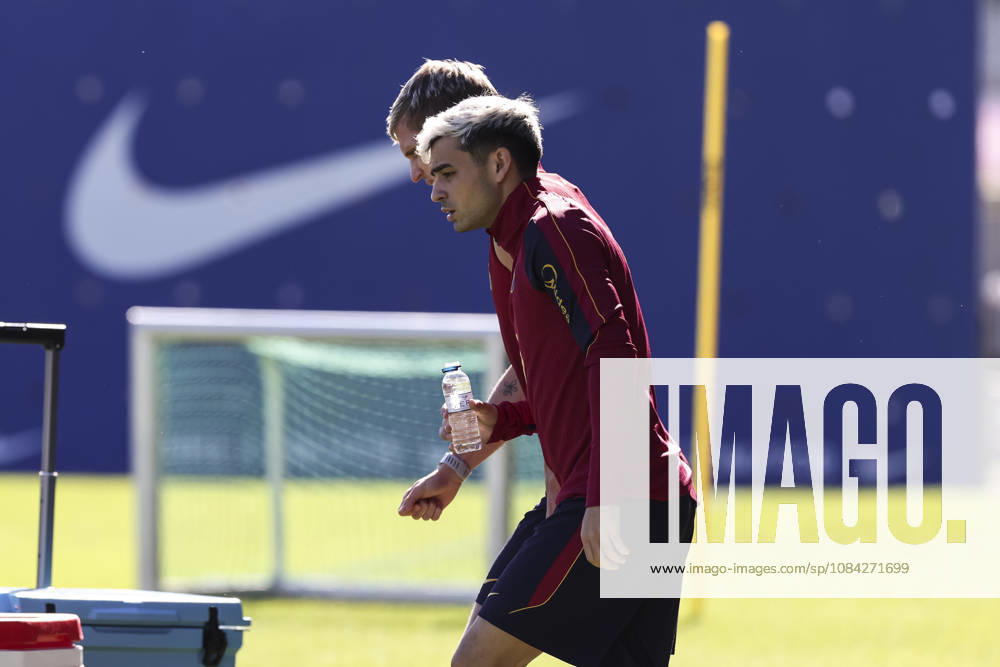 Pedri during the training day of FC Barcelona, Barca ahead the Spanish League, Laliga EA Sports, football match against Getafe CF at Ciudad Esportiva Joan Gamper on October 09, 2026 in Sant Joan Despi, Barcelona, Spain. FC Barcelona Training And press conference, PK, Pressekonferenz - LaLiga EA Sports - ZUMAa181 20261009_zaa_a181_013