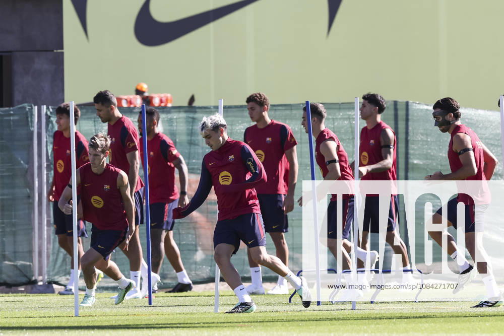 Dani Olmo and Pedri during the training day of FC Barcelona, Barca ahead the Spanish League, Laliga EA Sports, football match against Getafe CF at Ciudad Esportiva Joan Gamper on October 09, 2026 in Sant Joan Despi, Barcelona, Spain. FC Barcelona Training And press conference, PK, Pressekonferenz - LaLiga EA Sports - ZUMAa181 20261009_zaa_a181_018