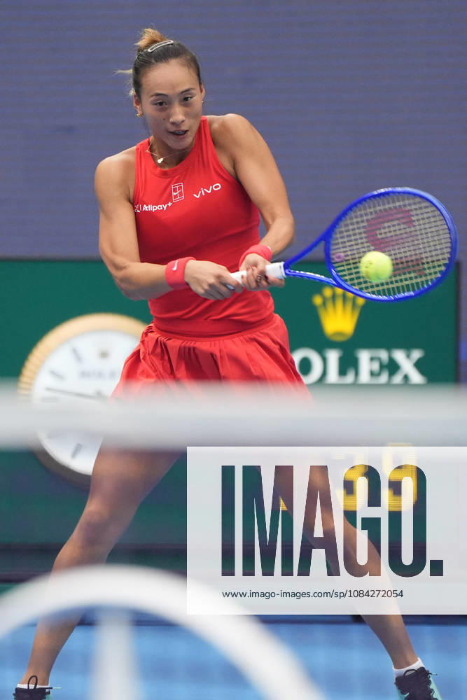 (261009) -- BEIJING, Oct. 9, 2026 -- Zheng Qinwen hits a return during the women s singles quarterfinal match between Zheng Qinwen of China and Elina Svitolina of Ukraine at 2026 China Open tennis tournament in Beijing, China, Oct. 9, 2026. ) (SP)CHINA-BEIJING-TENNIS-CHINA OPEN-WOMEN S SINGLES (CN) XiexHan
