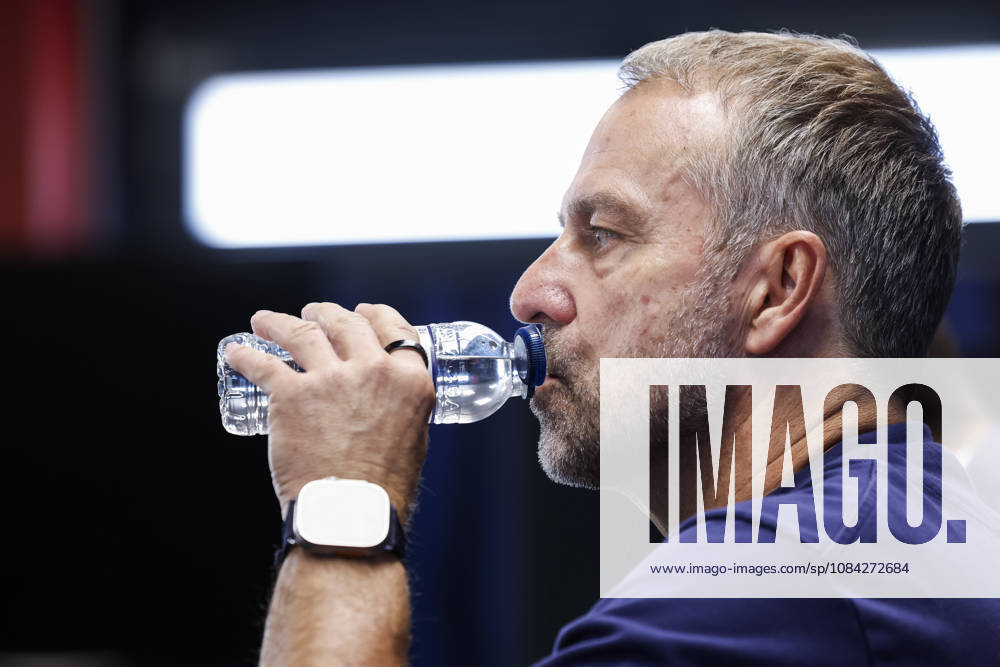 Hansi Flick, head coach of FC Barcelona, Barca attends his press conference, PK, Pressekonferenz during the training day of FC Barcelona ahead the Spanish League, LaLiga EA Sports, football match against Getafe CF at Ciudad Esportiva Joan Gamper on October 09, 2026 in Sant Joan Despi, Barcelona, Spain. Sant Joan Despi Spain - ZUMAa181 20261009_zaa_a181_034