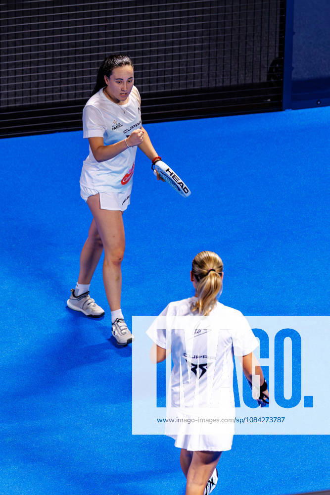 DÜSSELDORF, GERMANY - 9 OCTOBER 2026: Image shows the celebration of Andrea Ustero Prieto (ESP) and Ariana Sanchez Fallada (ESP) during CUPRA Germany Premier Padel P2 2026 Day 6: Quarterfinals at CASTELLO Düsseldorf on 9 10 2026 in Düsseldorf, Germany. Germany