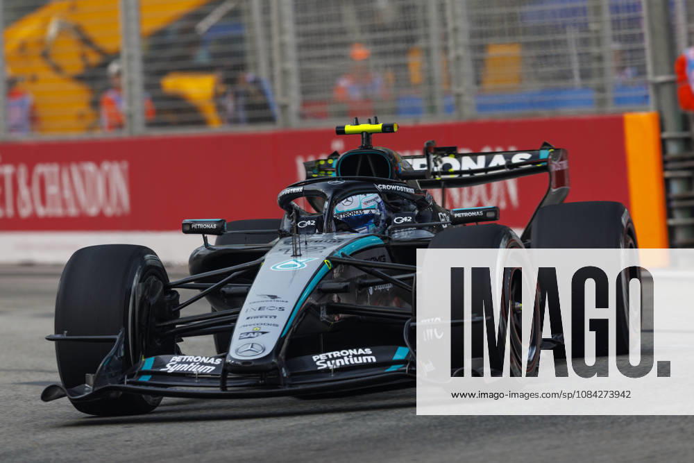 9th October 2026; Marina Bay, Singapore; Formula 1, Singapore Grand Prix, Free Practice and Sprint Qualifying Day; Kimi Antonelli (12) of Italy and Mercedes-AMG PETRONAS Formula One Team during the first practice at the Singapore Grand Prix StephenxBlackberry