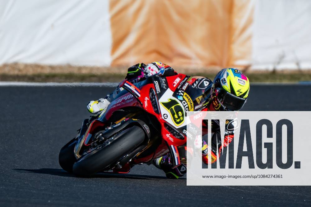 11th stage of the Superbike World Championship, WM, Weltmeisterschaft Estoril, 09 10 2026 - Alvaro Bautista (19), Barni Spark Racing rider, during free practice 1, of the 11th round of the SBK world championship, at the Estoril circuit Portugal Lisbon portugal