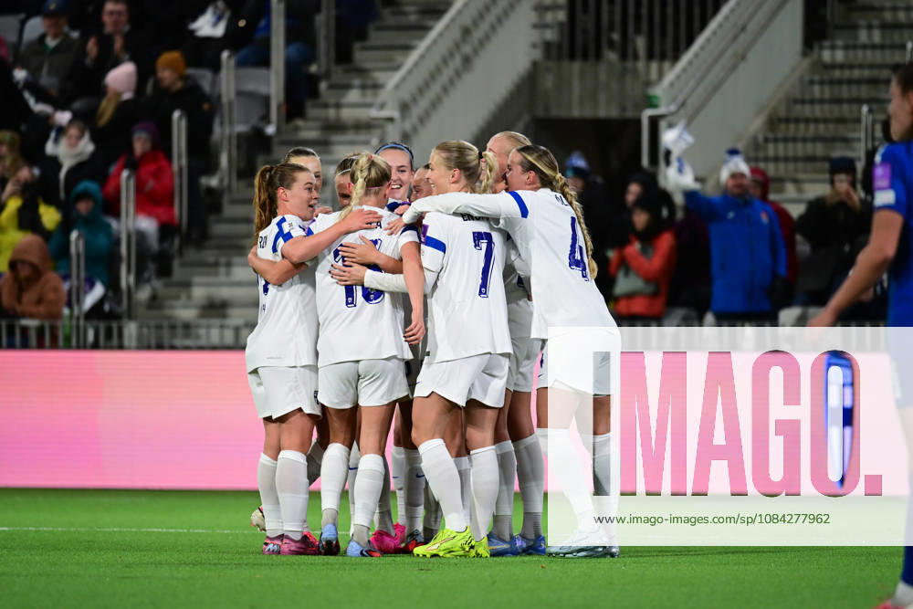 LKS 20261009 FInnish players celebrating 1-0 goal by Emma Koivisto (unseen) during the women s World Cup European Qualifying play-off round first leg football match between Finland and Serbia in Tampere, Finland, on October 9, 2026, ahead of the 2027 FIFA Women s World Cup. - ANSSI TAKALA Tampere Finland wmgJ0s5vWl4