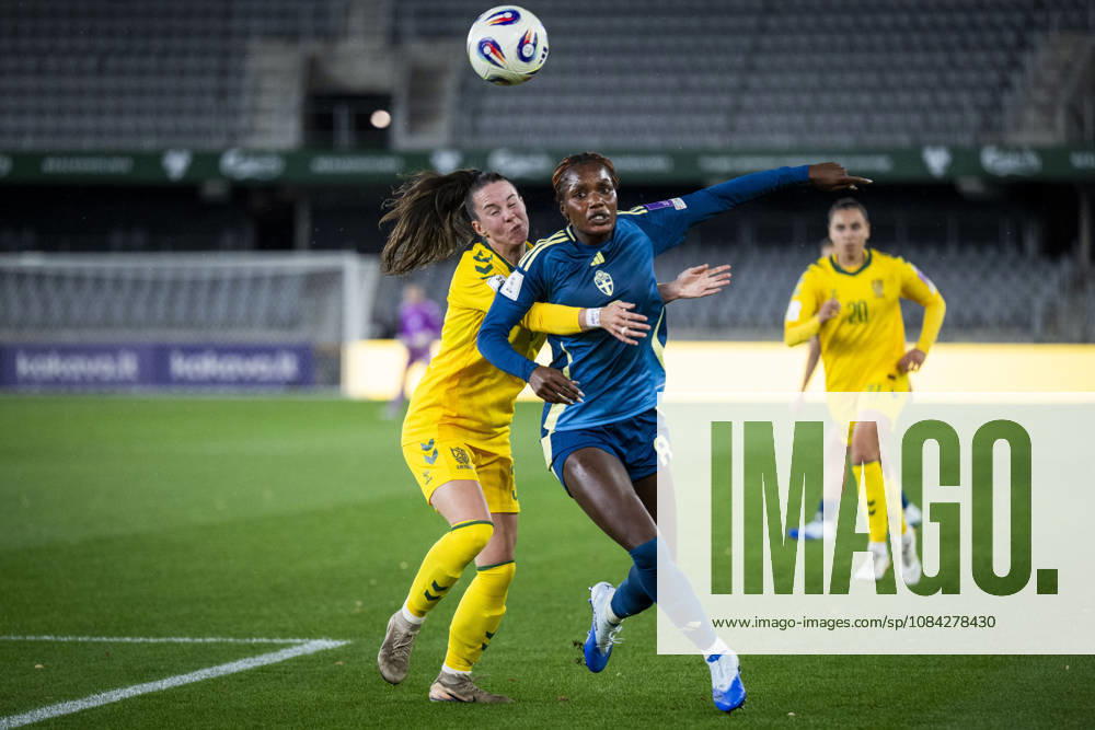 Laura Kubiliute of Lithuania and Evelyn Ijeh of Sweden during the FIFA Women’s World Cup qualifying playoff soccer match between Lithuania and Sweden on October 9, 2026 in Kaunas. Photo by Mathias Bergeld. BILDBYRAN code MB MB1418 soccer football vm qual qual fifa womens world cup qualifier qualifier playoff lithuania sweden women s bbeng play off