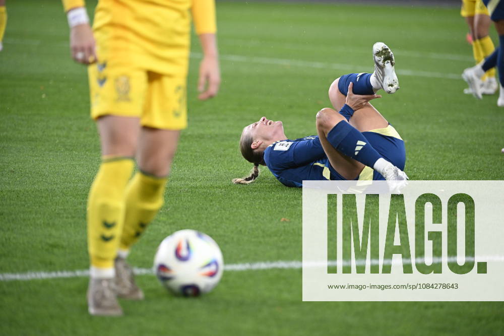 The image is included in the SPORTS PACKAGE. For others, PAY IMAGE