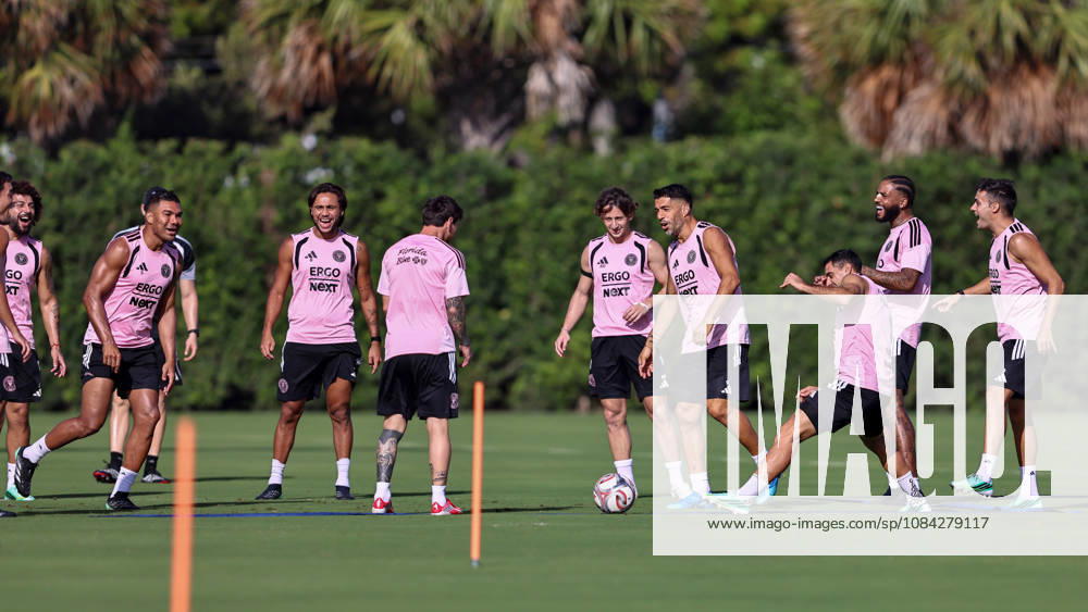 FORT LAUDERDALE, FL - OCTOBER 09: From (L-R), Inter Miami CF midfielder Casemiro (5), midfielder Telasco Segovia (8), forward Lionel Messi (10), midfielder Matias Galarza (80), forward Luis Suarez (9), forward German Berterame (19), defender Micael Dos Santos (16) and defender Sergio Reguilon (3) all are seen during an Inter Miami Training Session at Florida Blue Training Center on October 09, 2026 in Fort Lauderdale, Florida.(Photo by Chris Arjoon Icon Sportswire). SOCCER: OCT 09 Inter Miami CF Training Icon2610090000026