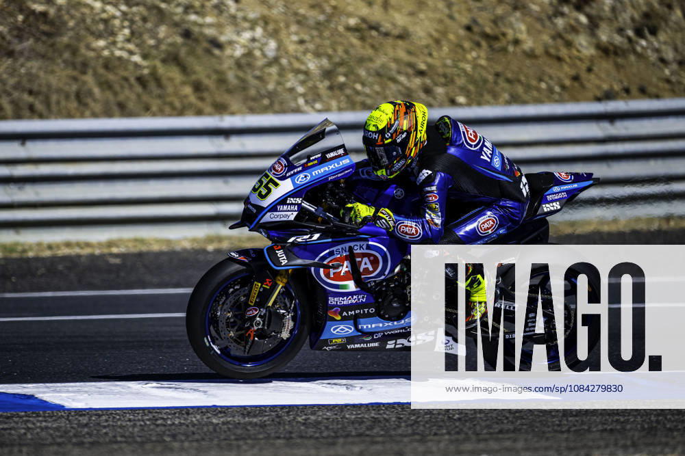 Andrea Locatelli of PATA Maxus Yamaha in action during the Free Practice 2 of the FIM Superbike World Championship, WM, Weltmeisterschaft at Circuito Estoril on October 9, 2026 in Cascais, Portugal. Cascais Portugal - ZUMAr200 20261009_zsp_r200_035