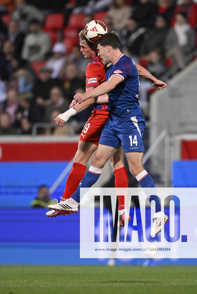 Heading duel, tackle, action: Mikkel Kaufmann (1 FC Heidenheim 1846, FCH 29) vs. Jacob Rasmussen (1 FC Kaiserslautern, FCK 14) 1 FC Heidenheim 1846 FCH vs. 1 FC Kaiserslautern 09 10 2026 DFL regulations prohibit any use of photographs as image sequences and or quasi-video. 1 FC Heidenheim 1846 FCH vs. 1 FC Kaiserslautern