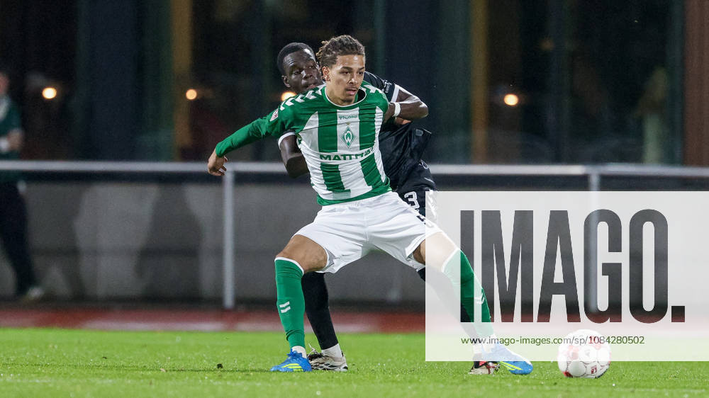 From left: Andre Ndiaye (SV Atlas Delmenhorst), 3, and Kenny Quetant (SV Werder Bremen II), 50, in a one-on-one battle; duel; dynamic play; action; game scene; October 9, 2026, Bremen, Germany, soccer, Regionalliga Nord, SV Werder Bremen II vs. SV Atlas Delmenhorst
