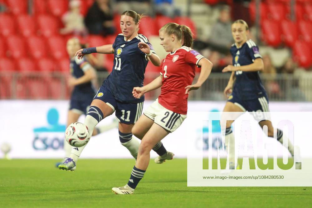 Kathleen McGovern of Scotland and Lucie Bendova of Czechia in action. Czechia Women v Scotland Women, Women s European World Cup Qualifier, Football, Stadion Arnosta, Pardubice, Czechia - 09 Oct 2026Pardubice Stadion Arnosta Czech Republic