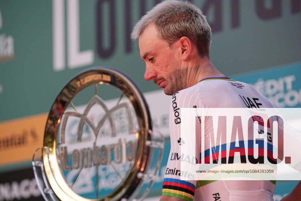USA s Brandon McNulty of UAE Team Emirates XRG during the team presentation on the eve of the 120th edition of Il Lombardia cycling race, in Bergamo on October 9, 2026, prior to the 239 km one-day race from Bergamo to Como, Italy.
