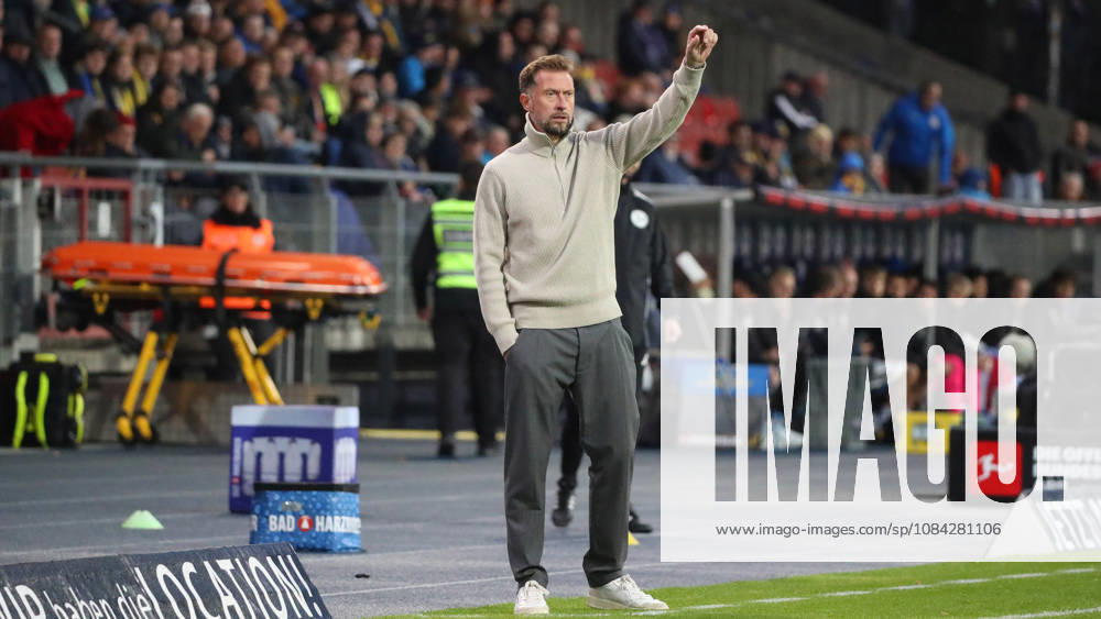 Braunschweig vs. Kiel, 2nd Bundesliga Braunschweig, October 9, 2026, Soccer, Men’s, 2nd Bundesliga, 2026–2027 Season, Eintracht Braunschweig vs. Holstein Kiel Head Coach Lars Kornetka Eintracht Braunschweig DFL DFB REGULATIONS PROHIBIT ANY USE OF PHOTOGRAPHS AS IMAGE SEQUENCES AND OR QUASI-VIDEO Stadion an der Hamburger Straße Lower Saxony, Germany