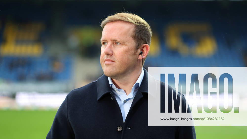 Braunschweig vs. Kiel, 2nd Bundesliga Braunschweig, October 9, 2026, Soccer, Men s, 2nd Bundesliga, 2026–2027 Season, Eintracht Braunschweig vs. Holstein Kiel; Sports Manager Olaf Rebbe; Kiel; DFL; DFB; REGULATIONS PROHIBIT ANY USE OF PHOTOGRAPHS AS IMAGE SEQUENCES AND OR QUASI-VIDEO; Stadion an der Hamburger Straße; Lower Saxony; Germany