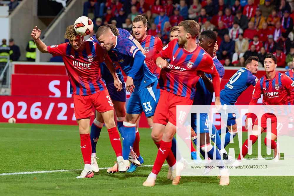 Heading duel in the penalty area: Jan Schoeppner (1 FC Heidenheim, 03), Jan Elvedi (1 FC Kaiserslautern, 33), Julian Niehues (1 FC Heidenheim, 16), Maxwell Gyamfi (1 FC Kaiserslautern, 04 GER), 1 FC Heidenheim 1846 vs. 1 FC Kaiserslautern, Soccer, 2. Bundesliga, Matchday 7, 2026–2027 season, Oct 9, 2026 DFL regulations prohibit any use of photographs as image sequences and or quasi-video GER, 1 FC Heidenheim 1846 vs. 1 FC Kaiserslautern, Soccer, 2. Bundesliga, Matchday 7, 2026–2027 season, October 9, 2026, Heidenheim an der Brenz