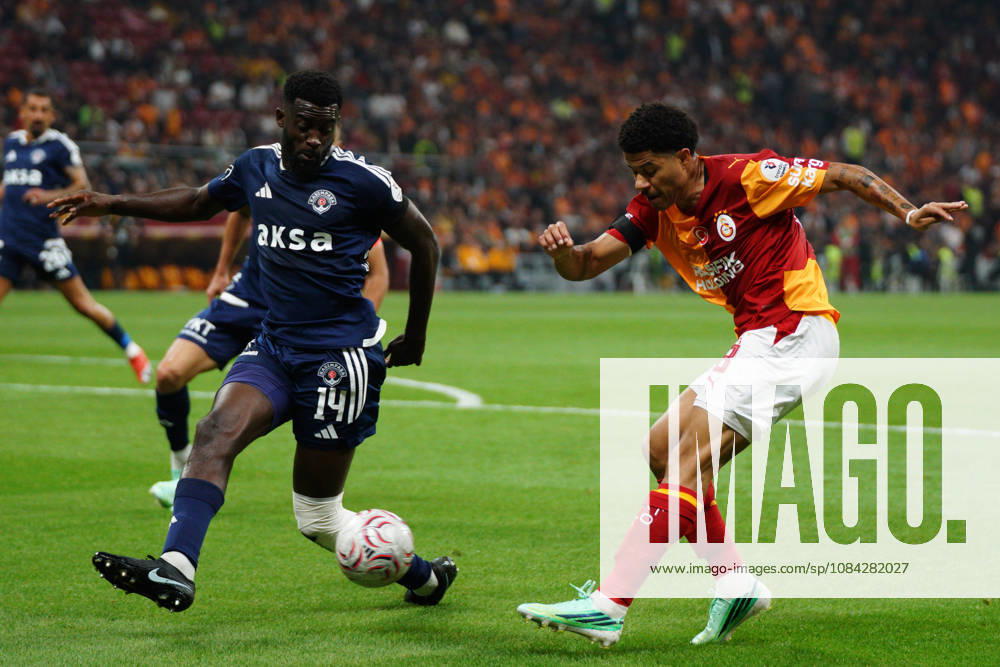Gabriel Sara (R) of Galatasaray in action against Kevin Mouanga (L) of Kasimpasa during the Turkish Super League 2026 27 match between Galatasaray and Kasimpasa at RAMS Park Stadium in Istanbul, Turkey, on October 9, 2026. Turkish Super League 2026 27 - Galatasaray Vs Kasimpasa - ZUMAu194 20261009_zip_u194_015