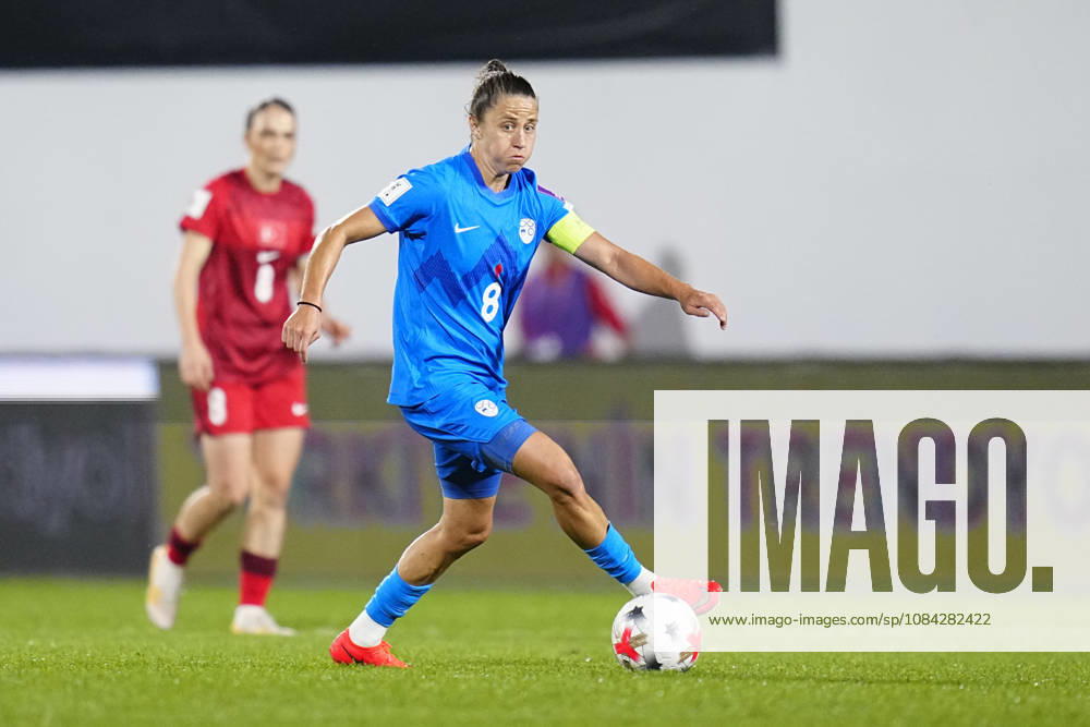 Turkiye v Slovenia - FIFA Womens World Cup 2027 European Qualifiers Play-offs Round 1: First Leg ISTANBUL, TURKEY - OCTOBER 9: Mateja Zver of Slovenia in action during the FIFA Women s World Cup 2027 European Qualifiers Play-offs Round 1 First Leg between Turkiye and Slovenia at Pendik Stadyumu on October 9, 2026 in Istanbul, Turkey. Istanbul Pendik Stadyumu Turkey