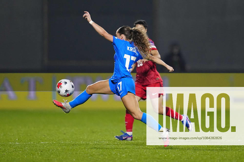 Turkiye v Slovenia - FIFA Womens World Cup 2027 European Qualifiers Play-offs Round 1: First Leg ISTANBUL, TURKEY - OCTOBER 9: Izabela Krizaj of Slovenia in action during the FIFA Women s World Cup 2027 European Qualifiers Play-offs Round 1 First Leg between Turkiye and Slovenia at Pendik Stadyumu on October 9, 2026 in Istanbul, Turkey. Istanbul Pendik Stadyumu Turkey