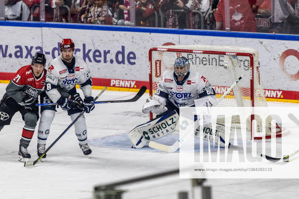 Joacim Eriksson, Schwenninger Wild Wings, 60; Eric Cornel, Schwenninger Wild Wings, 18 vs. Juhani Tyrvainen, Koelner Haie, 21; Koelner Haie vs. Schwenninger Wild Wings, ice hockey, Penny DEL, Matchday 07, 2026–2027, September 10, 2026 Cologne Haie vs. Schwenningen Wild Wings, Ice Hockey, Penny DEL, Matchday 07, 2026–2027, September 10, 2026 Cologne