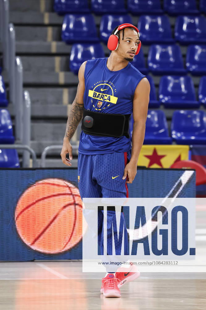 Juntin Robinson of FC Barcelona, Barca looks on during the EuroLeague League Phase MD 4 match played between FC Barcelona and Zalgiris Kaunas at Palau Blaugrana on October 09, 2026 in Barcelona, Spain. FC Barcelona V Zalgiris Kaunas - Euroleague 2026 2027 - ZUMAa181 20261009_zaa_a181_253