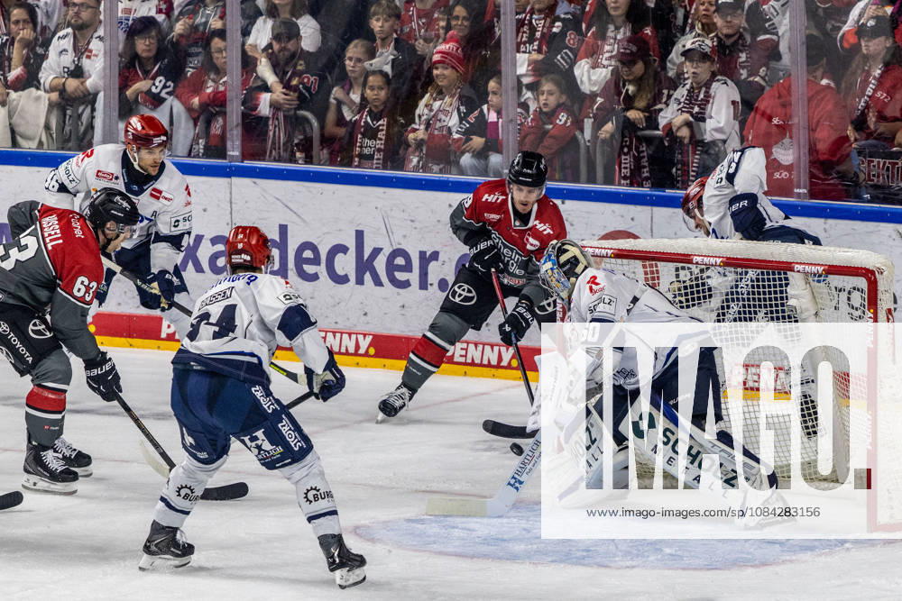 Joacim Eriksson, Schwenninger Wild Wings, 60; Boaz Bassen, Schwenninger Wild Wings, 64 vs. Gregor MacLeod, Koelner Haie, 89, Patrick Russell, Cologne Haie, 63; Cologne Haie vs. Schwenninger Wild Wings, Ice Hockey, Penny DEL, Matchday 07, 2026–2027, October 9, 2026, Cologne Sharks vs. Schwenningen Wild Wings, Ice Hockey, Penny DEL, Matchday 07, 2026–2027, October 9, 2026, Cologne
