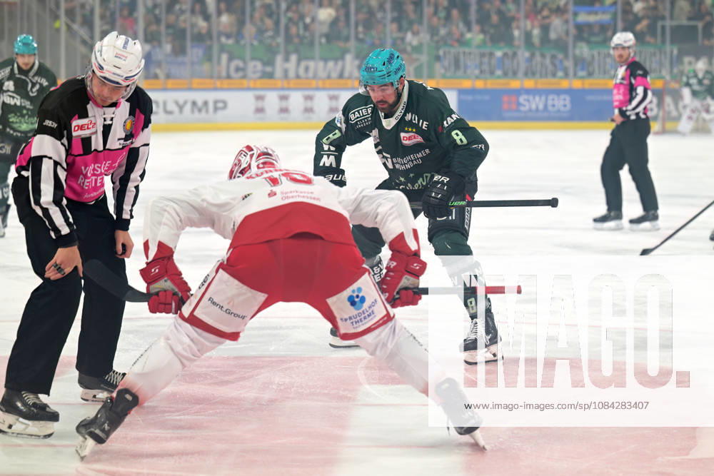 Jack Dugan (Bietigheim Steelers), No. 08, in a face-off battle with Julian Kornelli (EC Bad Nauheim), No. 10; Bietigheim Steelers vs. EC Bad Nauheim, ice hockey, DEL 2, Game 7 of the regular season, 2026–2027 season, October 9, 2026, Bietigheim Steelers vs. EC Bad Nauheim, ice hockey, DEL 2, 2026–2027 regular season, October 9, 2026, Bietigheim